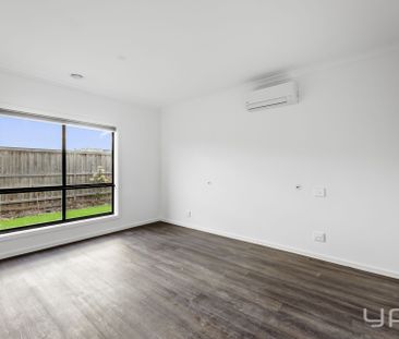 8 Flow Street, Mambourin - Photo 5