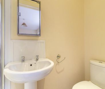 1 bedroom house of multiple occupation to rent - Photo 3