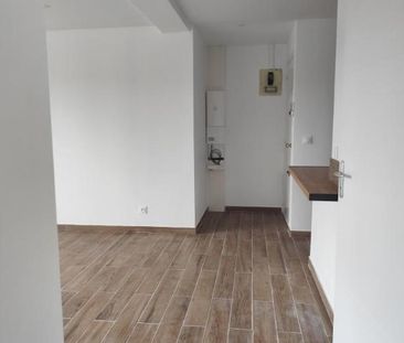 APPARTEMENT F3 AMILLY 59 m2 - Photo 3