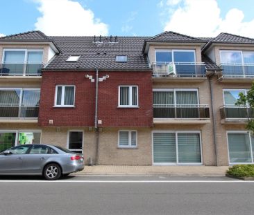 Appartement met 3 slaapkamers en garage te Eernegem - Photo 3