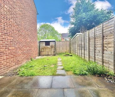 2 bedroom terraced house to rent - Photo 1