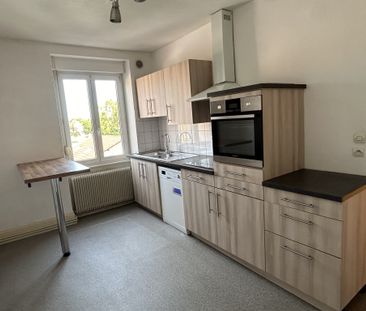 Location Appartement 2 pièces 45m² MULHOUSE 68100 - Photo 2