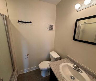 For Lease - 14810 Yonge Street Unit# 205, Aurora, Ontario - Photo 5