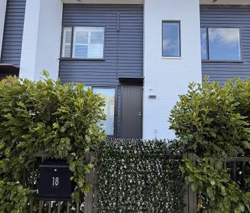 18 Propeller Avenue, Whenuapai, Auckland - Photo 2