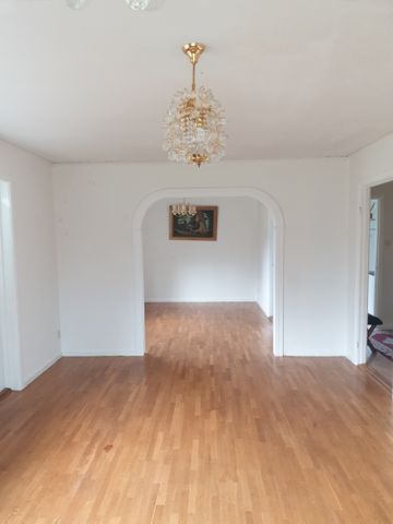 Ringvägen, Stråssa - Foto 4