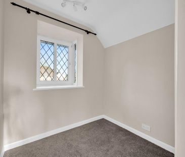 3 bedroom detached house to rent - Photo 3