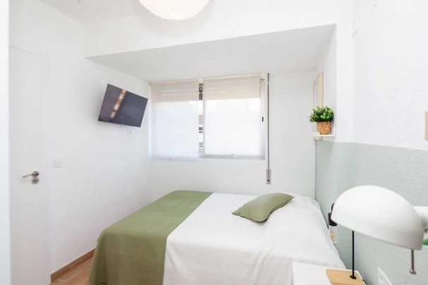 Carrer de la Pianista Empar Iturbi, Valencia, Valencian Community 46007 - Photo 1