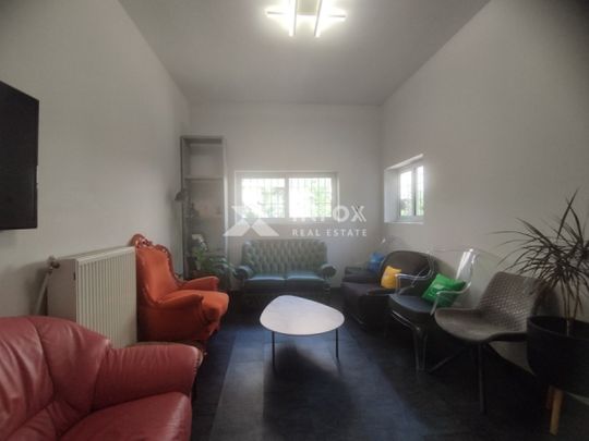 Ενοικιάζεται Κτίριο Επαγγελματικό 210 τ.μ. - Φωτογραφία 1