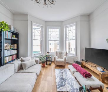 3 bedroom flat to rent - Photo 1