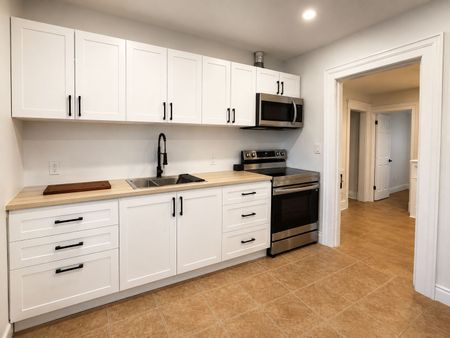 For Lease - 94 Wellington Street Unit# 2, Aurora, Ontario - Photo 5