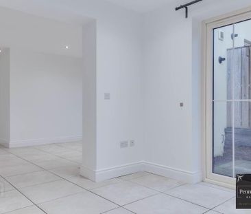 65 Lynn Hall Park, Bangor, BT19 1HZ - Photo 3