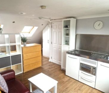 Studio to rent - Photo 4