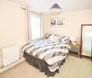 1 bedroom in a house share to rent - Photo 3