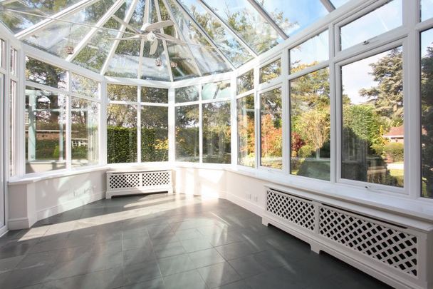 6 bedroom detached house to rent - Photo 1