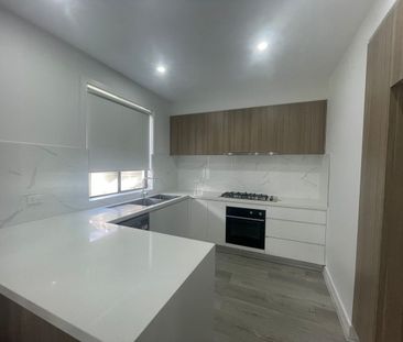 4 Bedroom in sought after Location - Photo 3