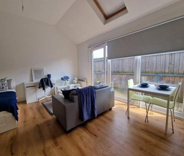 Studio to rent - Photo 3