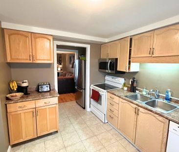 For Lease - 276 Benesfort Crescent, Kitchener, Ontario - Photo 6