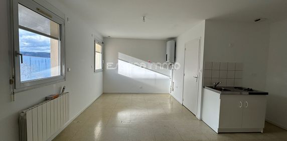 Location Appartement 1 pièce 25m² LE GRAND QUEVILLY 76120 - Photo 2