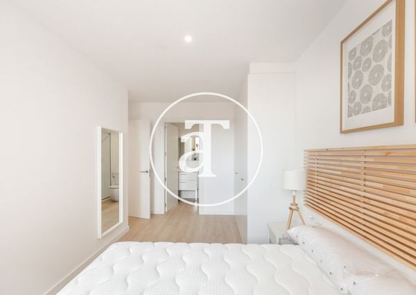 Apartment for rent with 2 bedrooms, studio and balcony in Badalona