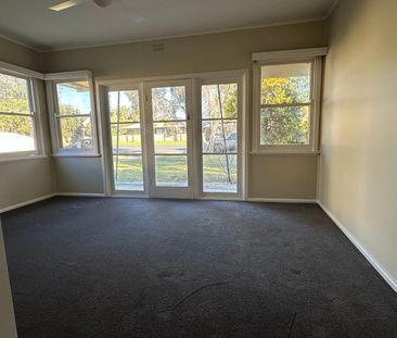 Ray White Forbes - 02 68511411 - Photo 6