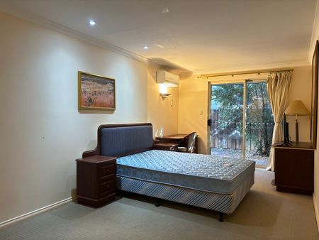 Great Location! - Photo 2