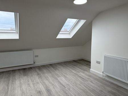 1 Bed Flat, Robinson Road, SW17 - Photo 2