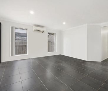 15 Petrie Street, Caboolture South QLD 4510 - House For Rent | Domain - Photo 2