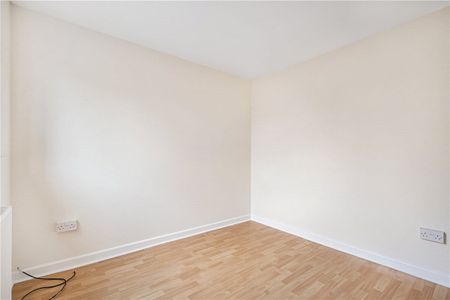 A three bedroom detached property situated within Long Eaton - Photo 4