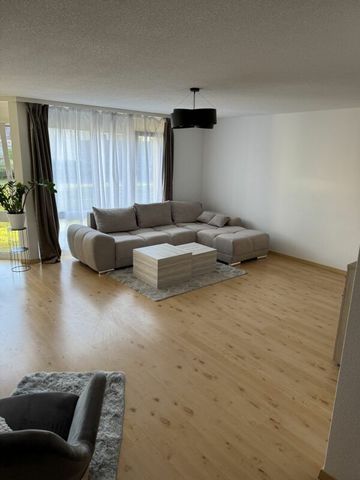 2.5 Zimmer-Wohnung mit Gartensitzplatz - Photo 2