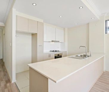 “Luxury Apartment in a Great Location!!” - Photo 1