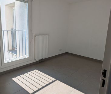 Apartment - Photo 2
