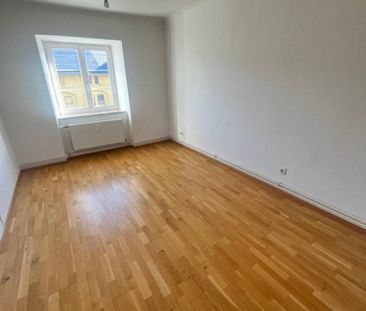 Ausgesprochen imposante 2-Zimmer-Wohnung in Hergottwiesgasse: Moder... - Foto 1