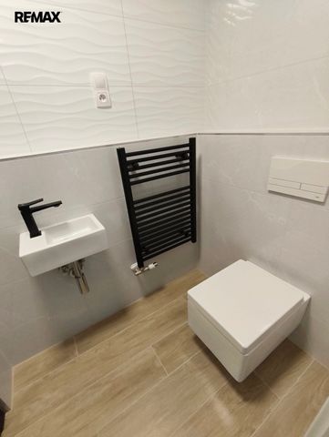 Pronájem bytu 3+kk 104 m², Čakovská 2936, České Budějovice - Fotografie 2