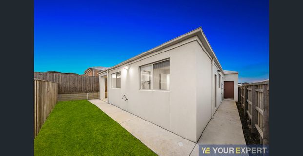 A Home for Lasting Memories in Averley Estate!! - Photo 1