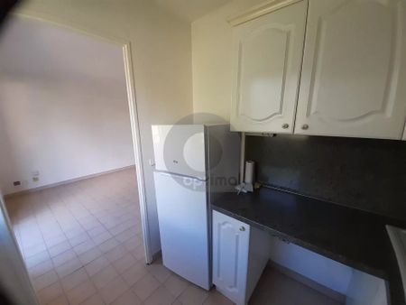 Location Appartement 1 pièce 29m² MENTON 06500 - Photo 3