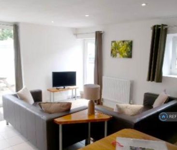 2 bedroom semi-detached house to rent - Photo 1