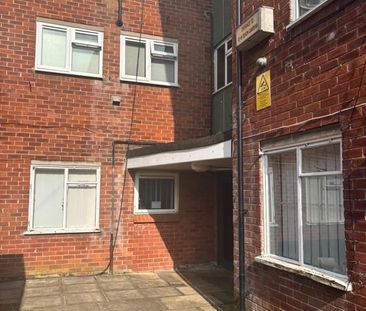 2 Bed Flat, Old Chester Road, CH42 - Photo 6