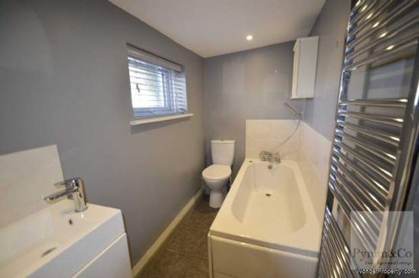 3 bedroom property to rent in Dereham - Photo 1