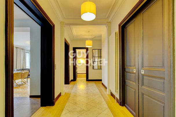 Paris XVII - Standing - 223 m2 + 100 m2 jardin, meublé - Photo 1