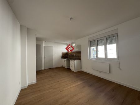 Location Appartement 1 pièce 24m² GRENOBLE 38000 - Photo 5