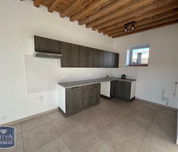 Location Appartement 3 pièces 60m² VILLEFRANCHE SUR SAONE 69400 - Photo 3