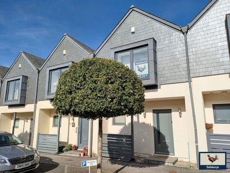 2 bedroom terraced house to rent - Photo 2