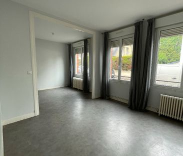 Location Appartement 4 pièces 67m² - Photo 2