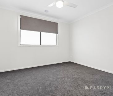 Modern Comfort in a Convenient Location - Photo 2