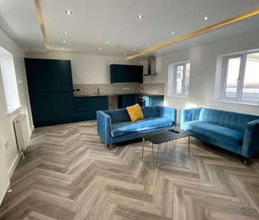 1 bedroom in a house share to rent - Photo 4