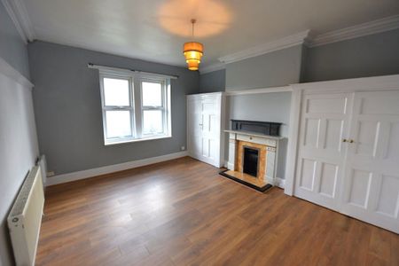 1 bedroom Flat in Otley Road Flat 3, Leeds - Photo 2