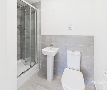 3 bedroom semi-detached house to rent - Photo 5