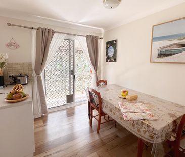 Well Presented Villa in Quiet Complex - Photo 2