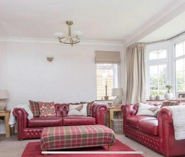 3 bedroom detached house to rent - Photo 2