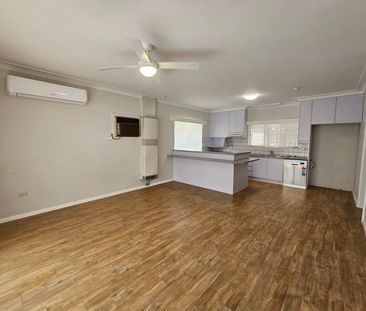 7 Mulqueeny Street, Wodonga VIC 3690 - House For Rent | Domain - Photo 2